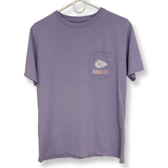 ❗️Kansas City Chiefs❗️ NFL Puppy Football T-Shirt Women’s Medium - Picture 2 of 6